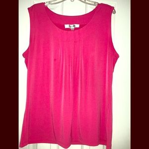 Jones studio cami size L color pink